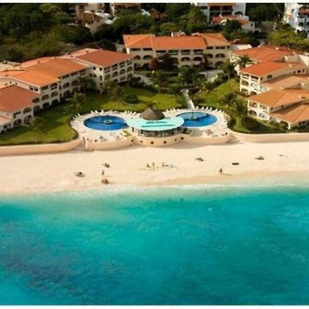 Departamento Frente Al Mar Con Dos Recamaras Y Seguridad 24 H A Dos Cuadras De La Quinta Avenida Плая дел Кармен Екстериор снимка