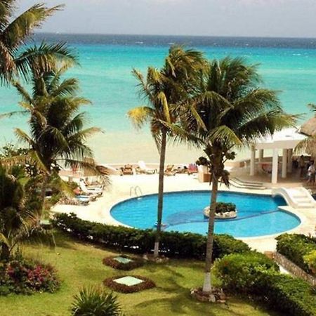 Departamento Frente Al Mar Con Dos Recamaras Y Seguridad 24 H A Dos Cuadras De La Quinta Avenida Плая дел Кармен Екстериор снимка