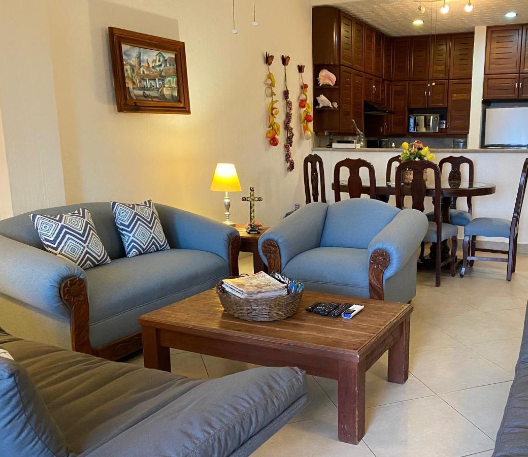 Departamento Frente Al Mar Con Dos Recamaras Y Seguridad 24 H A Dos Cuadras De La Quinta Avenida Плая дел Кармен Екстериор снимка